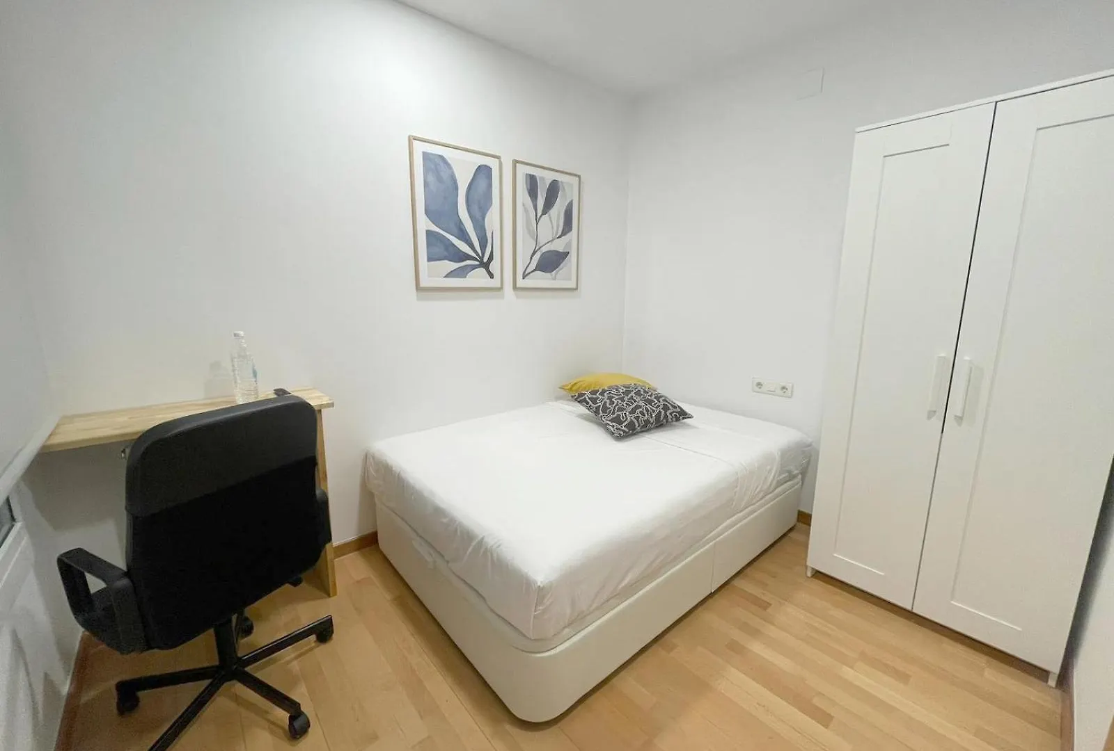 Marbarcelona Suites Berlin 0*, Barcellona Spagna