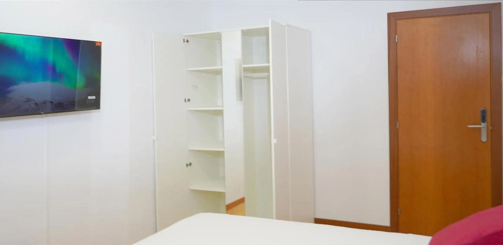 Marbarcelona Suites Berlin Konukevi